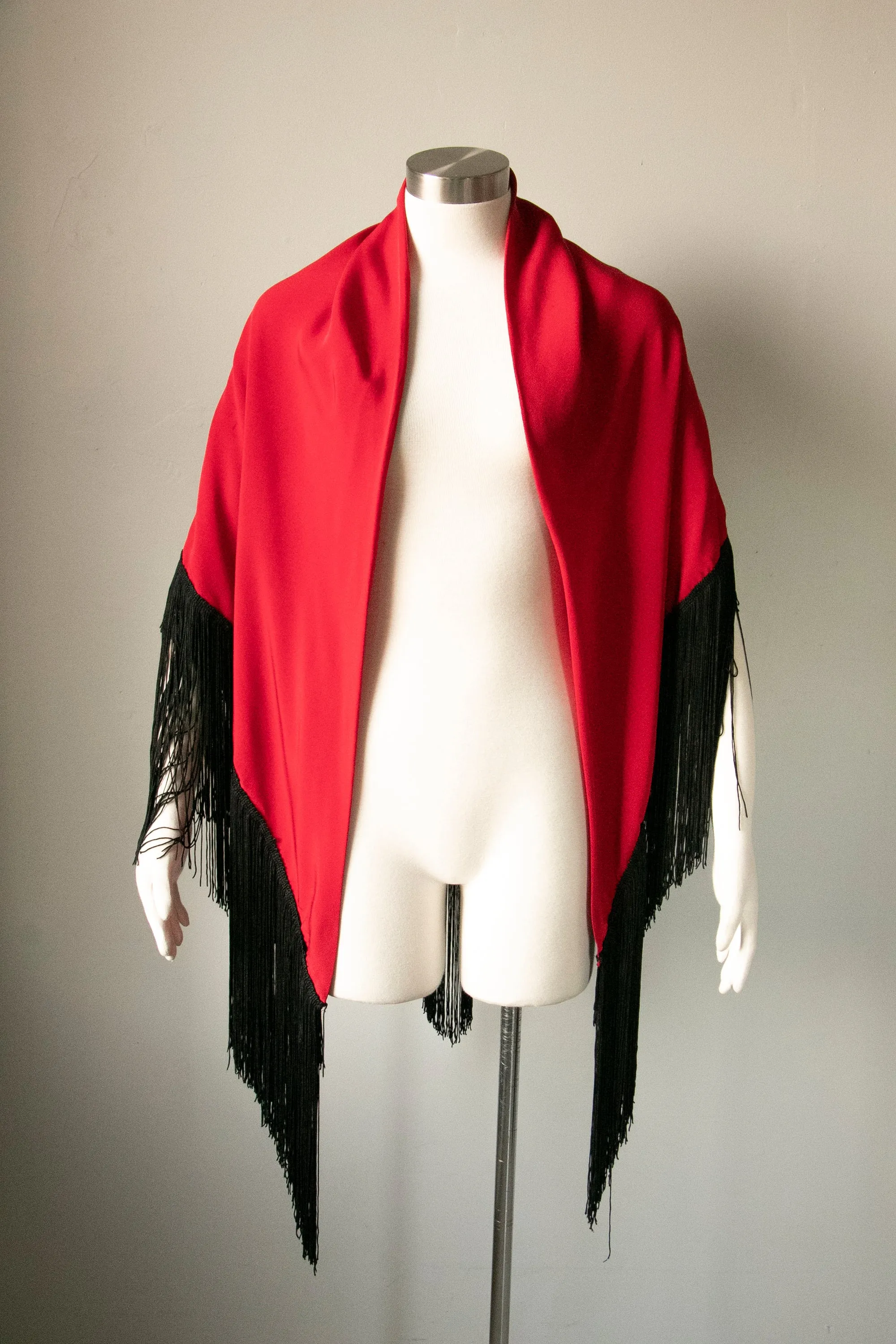 1970s Fringe Shawl Red & Black Long