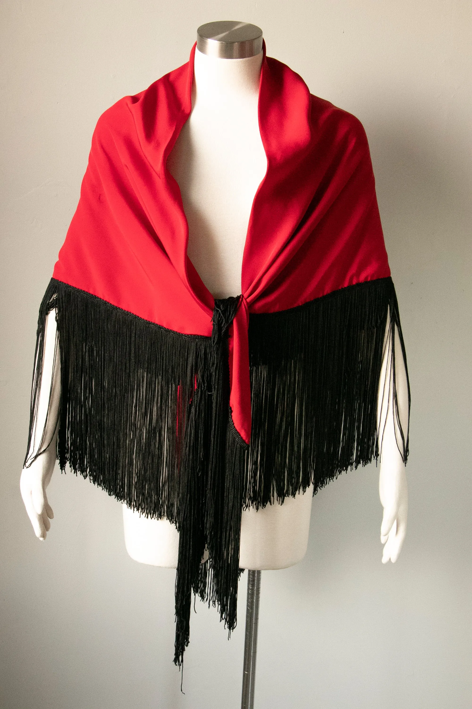 1970s Fringe Shawl Red & Black Long