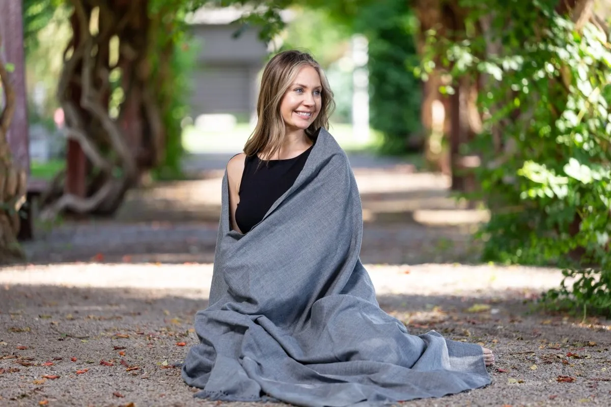 Meditation Shawl | Meditation Blanket or Prayer Shawl for Men & Women (Simplicity)