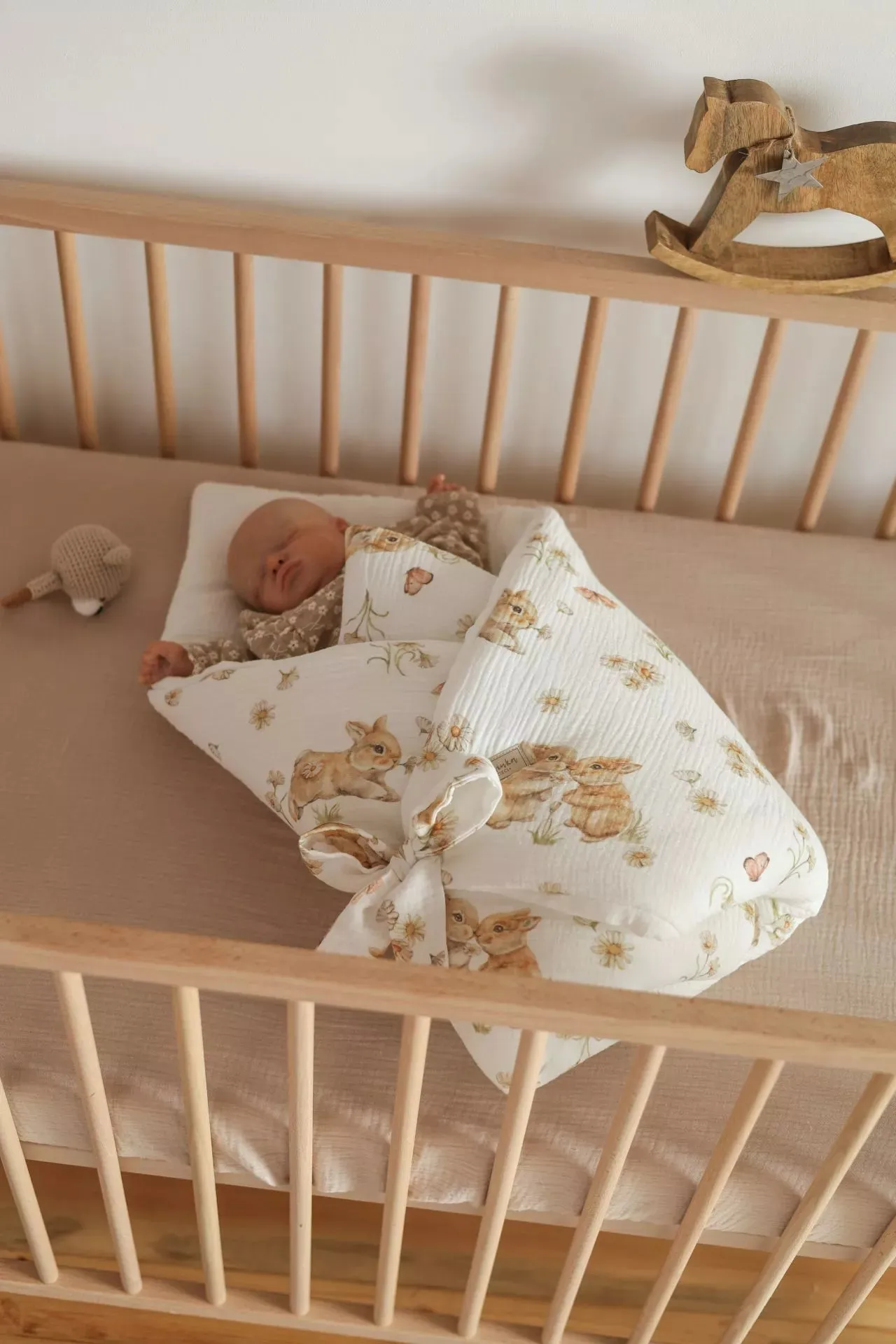 Newborn Baby Swaddle Blanket - 100% Muslin Cotton - Bunnies in Daisies