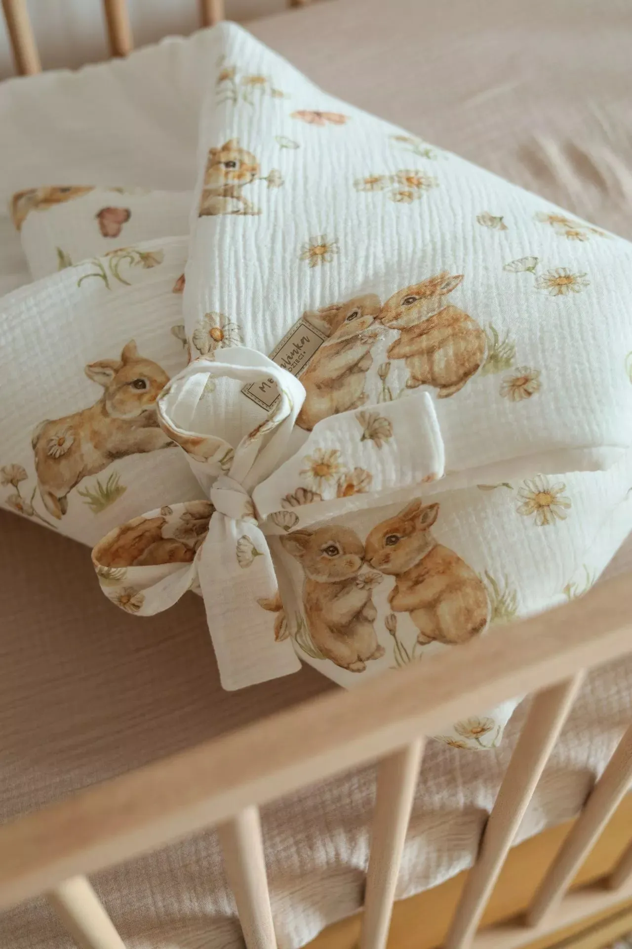 Newborn Baby Swaddle Blanket - 100% Muslin Cotton - Bunnies in Daisies